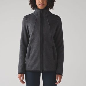 EUC Lululemon Its Fleecing Cold Jacket Gray 10
